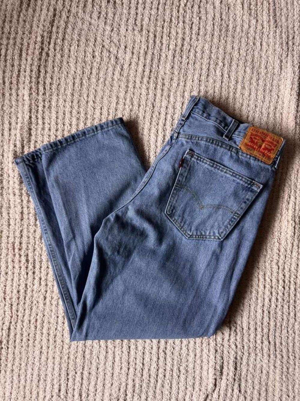 Levi's 550 Relaxed Fit Jeans Mens 38x30 Light Wash Blue Denim Casual Pants